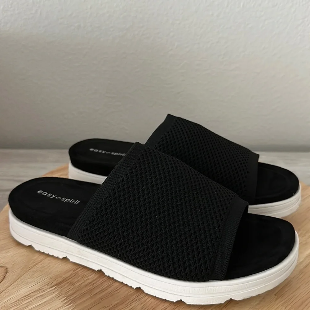 Easy Spirit Siena3 Slip-On Sandal